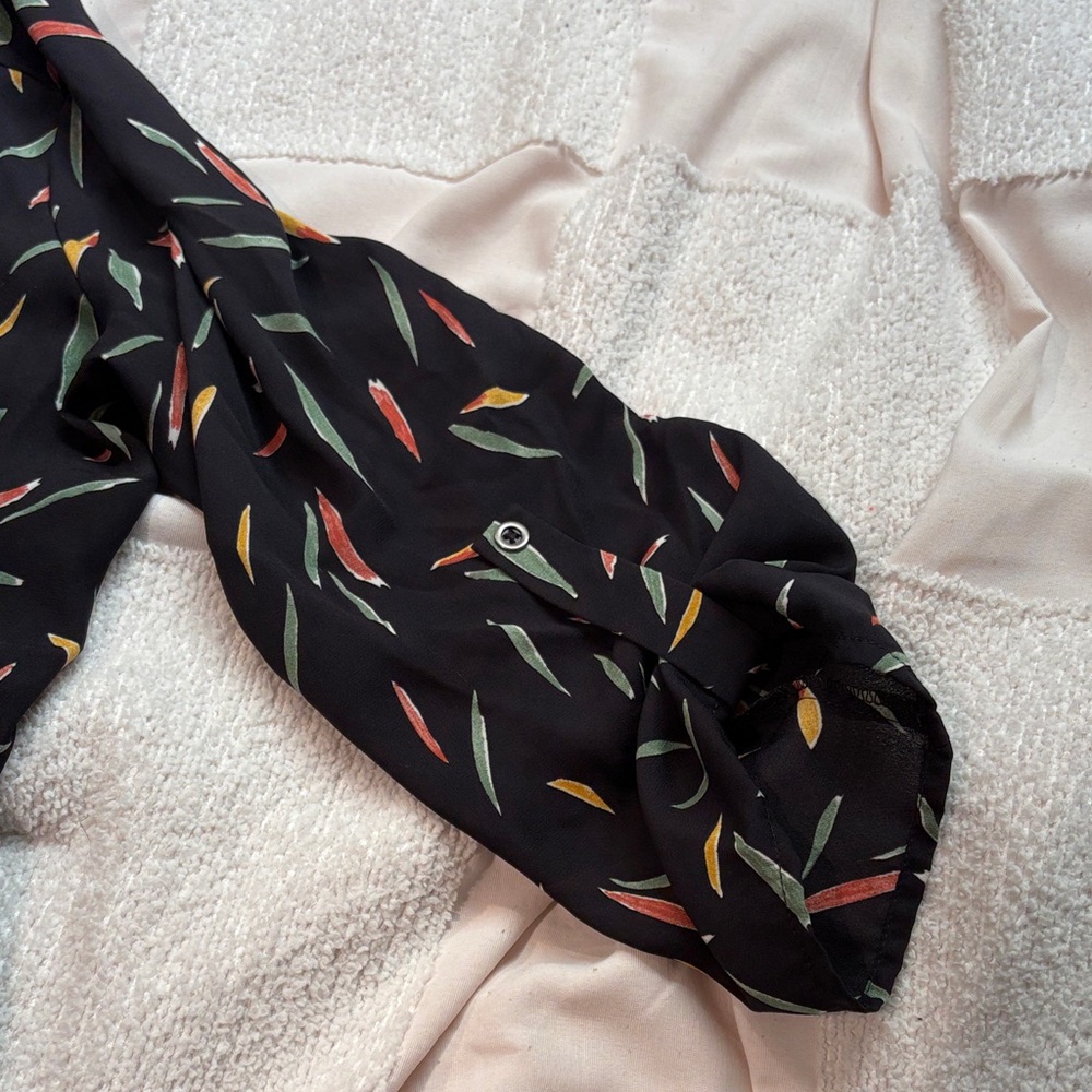 Lush Black Leaf Patterned Button Down Shirt - image 4